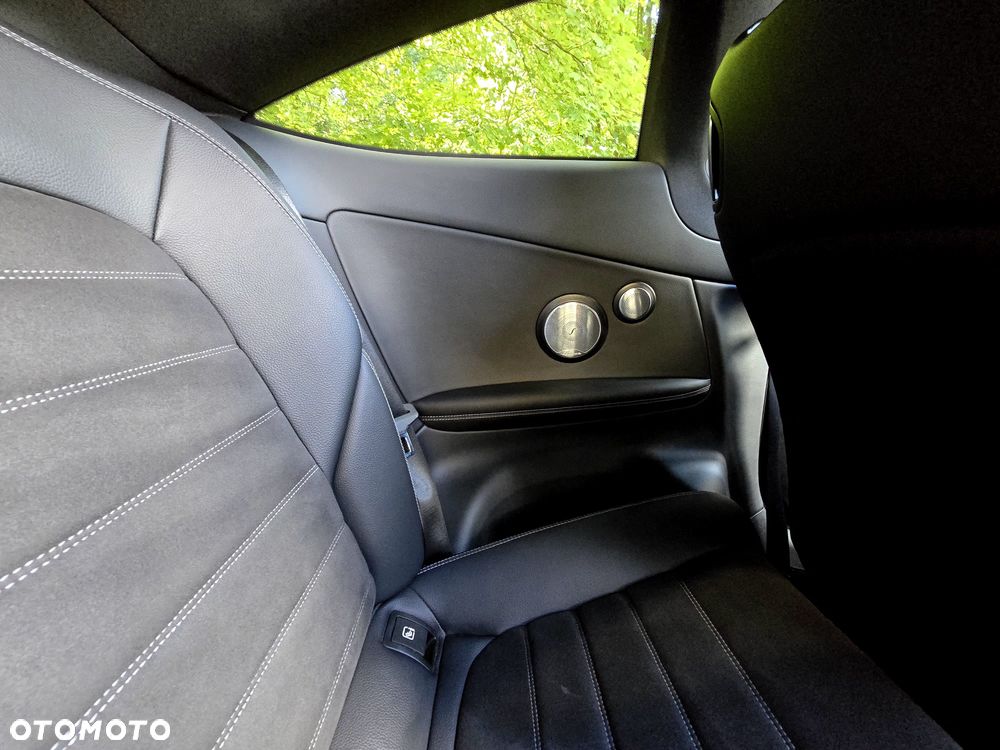 Mercedes-Benz Klasa C 300 4MATIC 9G-TRONIC - 29