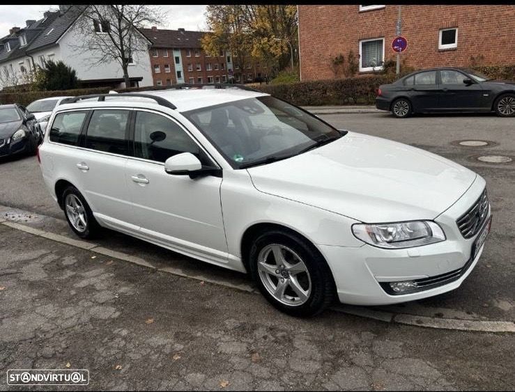 Volvo V70 D4 Geartronic Summum - 3
