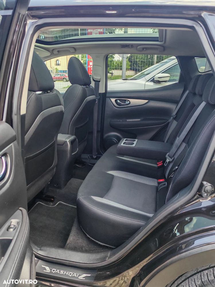 Nissan Qashqai 1.5 DCI TEKNA - 31