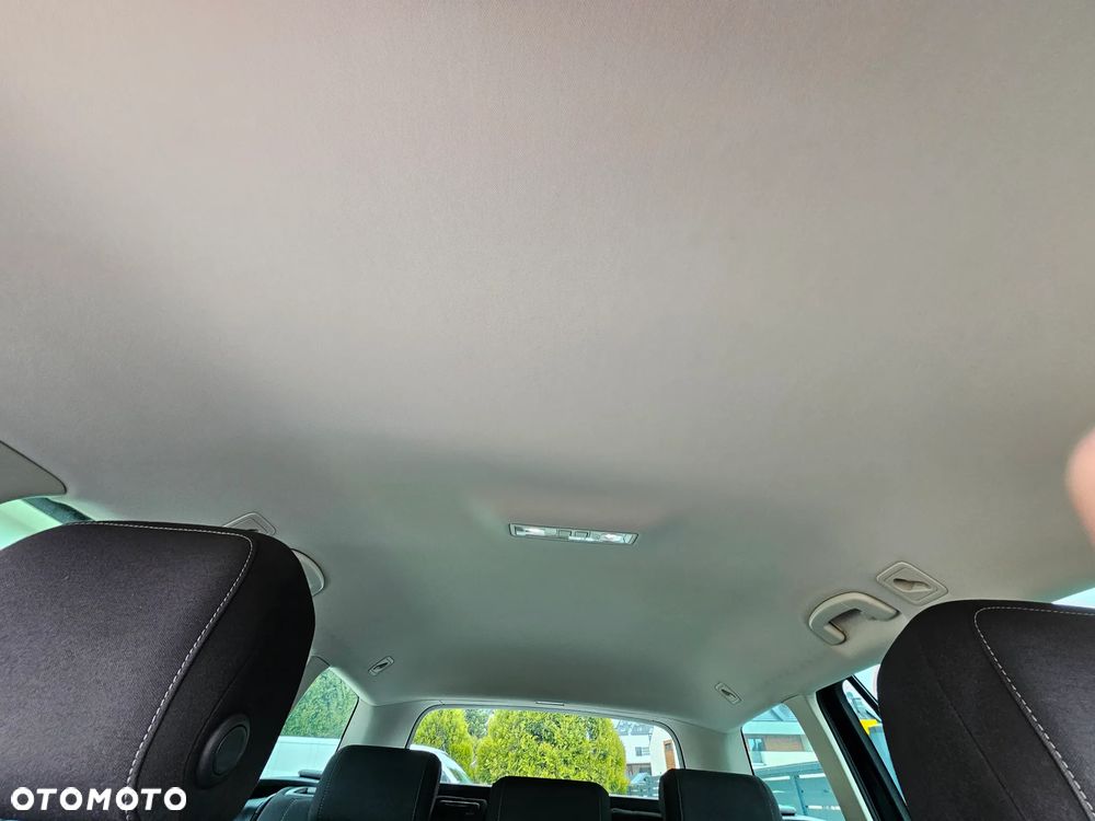 Volkswagen Passat 2.0 TDI SCR DSG Business - 20