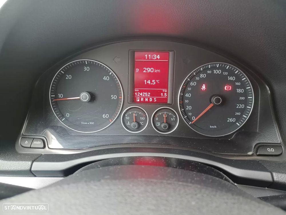 VW Jetta 1.9 TDi Confortine DSG - 8