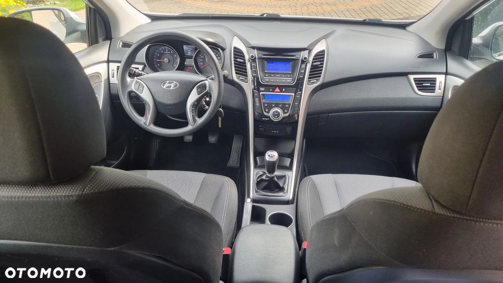 Hyundai i30 1.4 Intro Edition - 34