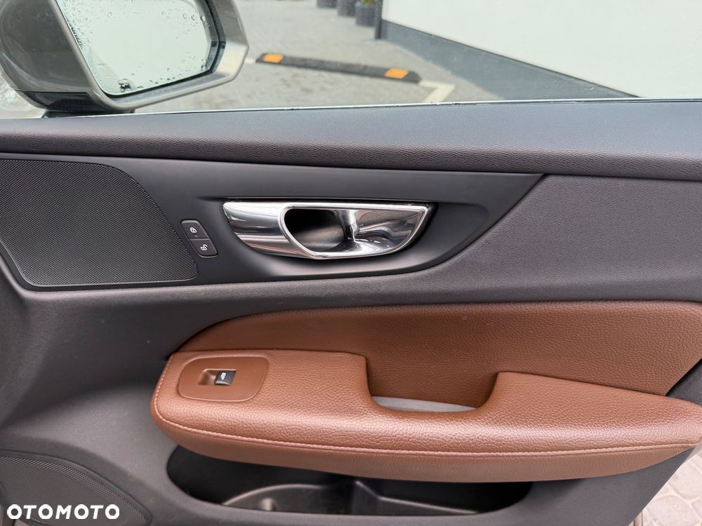 Volvo V60 D3 Summum - 21
