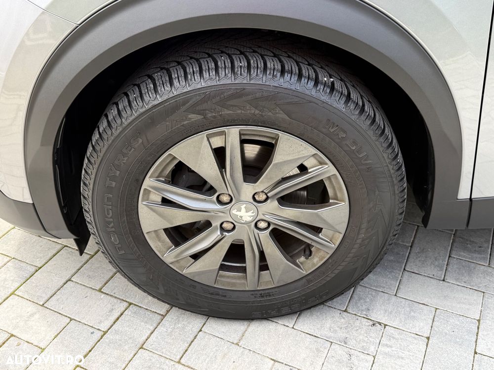 Peugeot 2008 1.2 PureTech Turbo S&S Active - 20