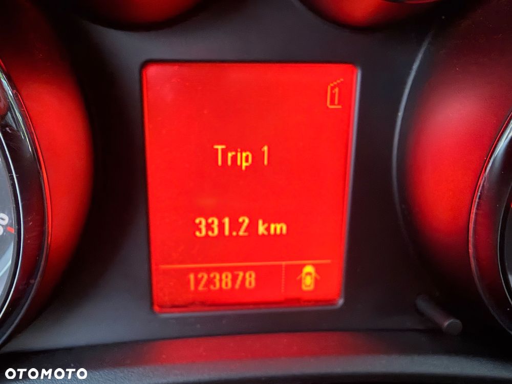 Opel Astra - 8