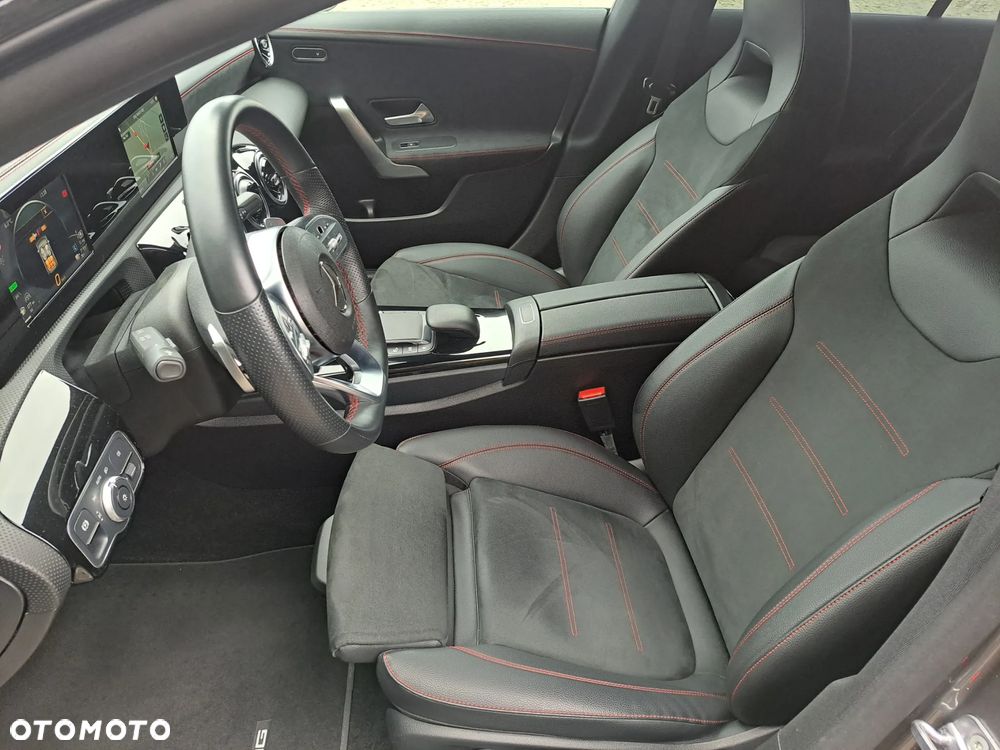 Mercedes-Benz CLA ver-250-e-shooting-brake-8g--dct-edition-amg-line - 6