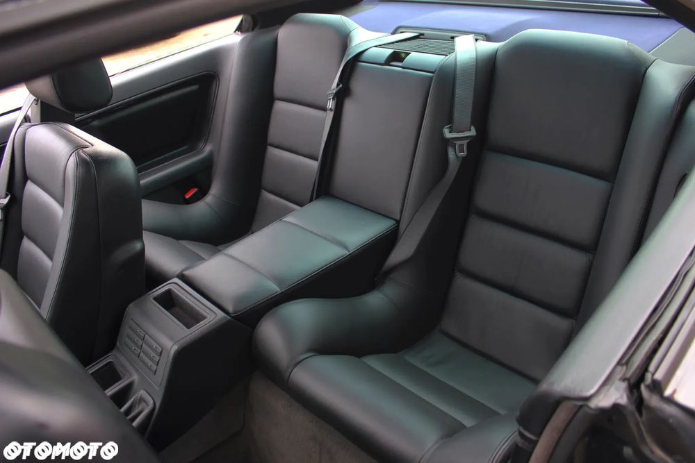 BMW Seria 8 - 18