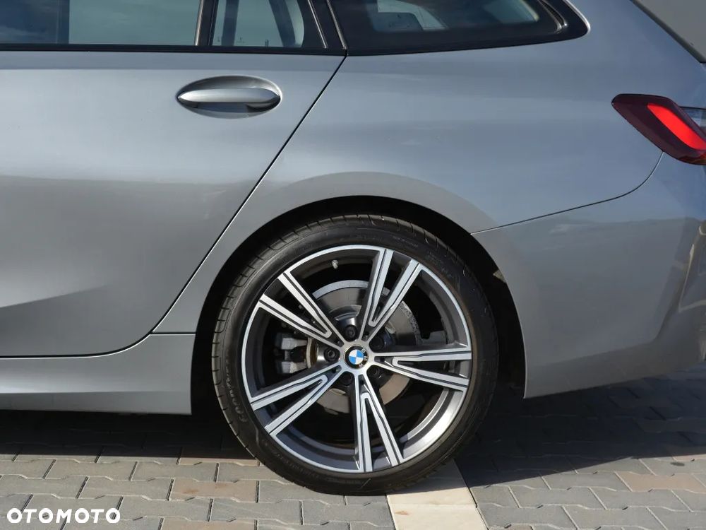 BMW Seria 3 - 10