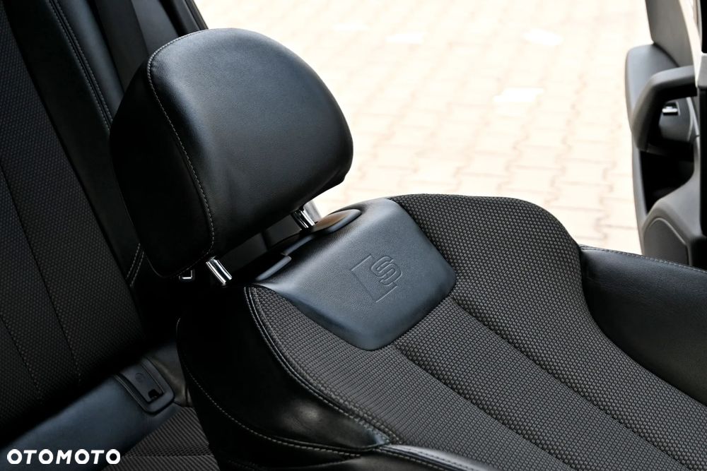 Audi A4 Avant 2.0 TDI Quattro Sport S tronic - 28