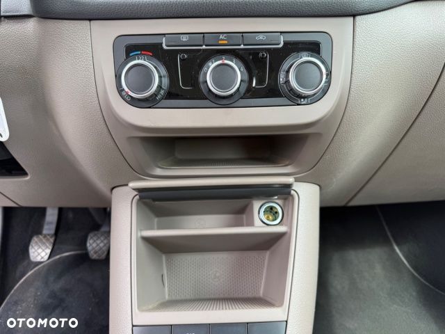 Volkswagen Golf Plus - 16