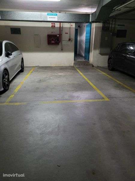 Lugares Garagem - Matosinhos - Grande imagem: 5/8