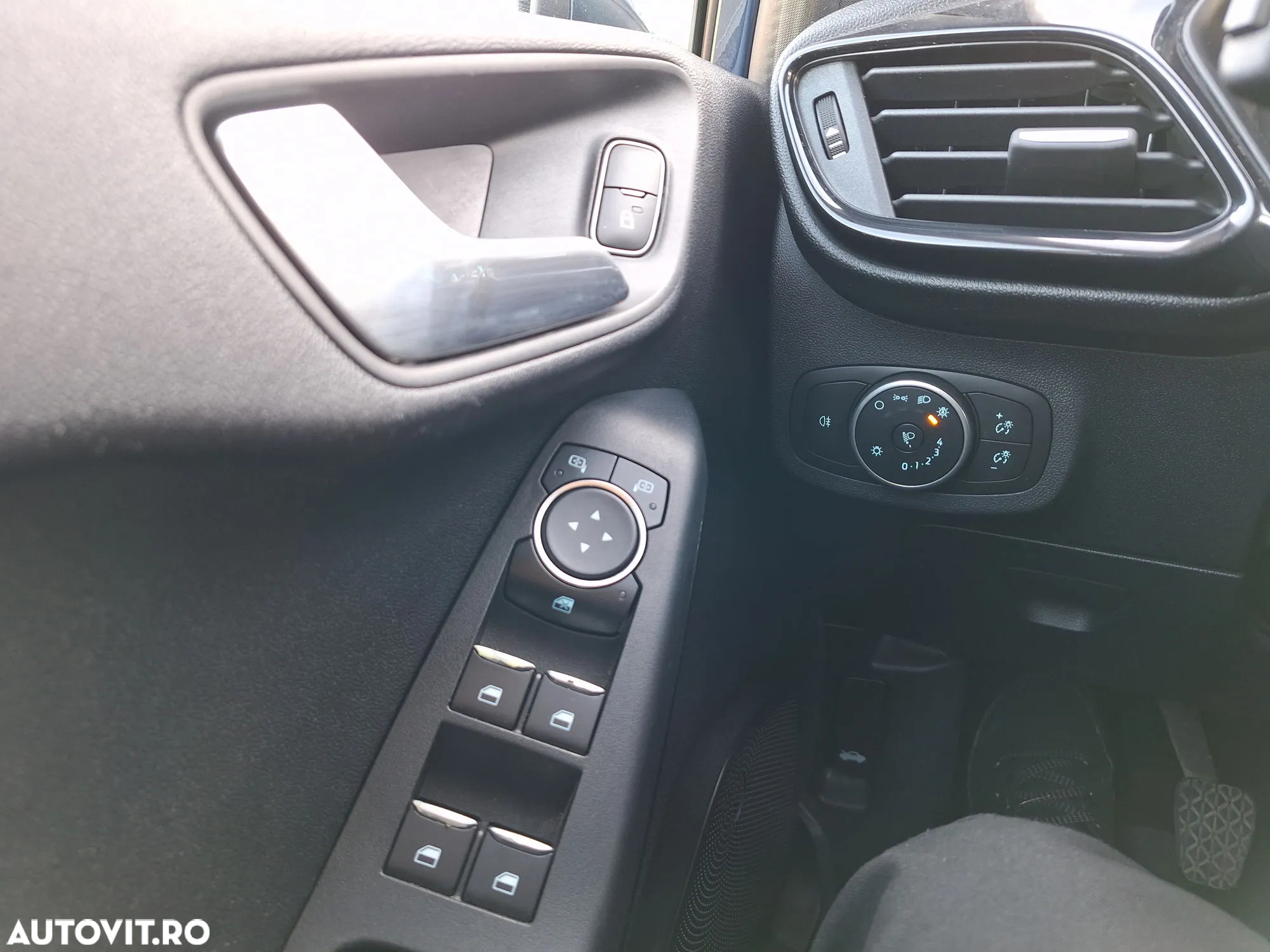 Ford Fiesta - 22