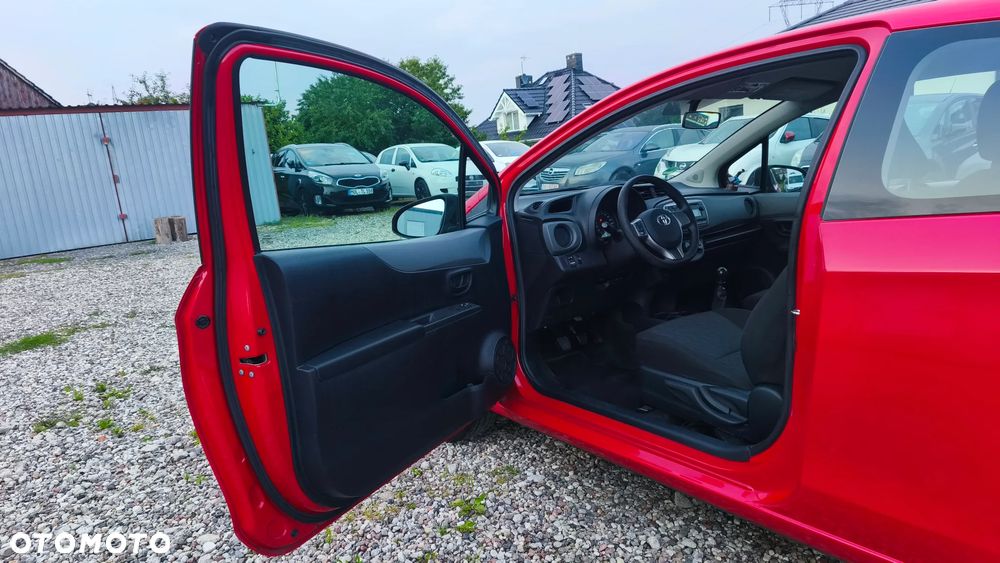 Toyota Yaris - 14