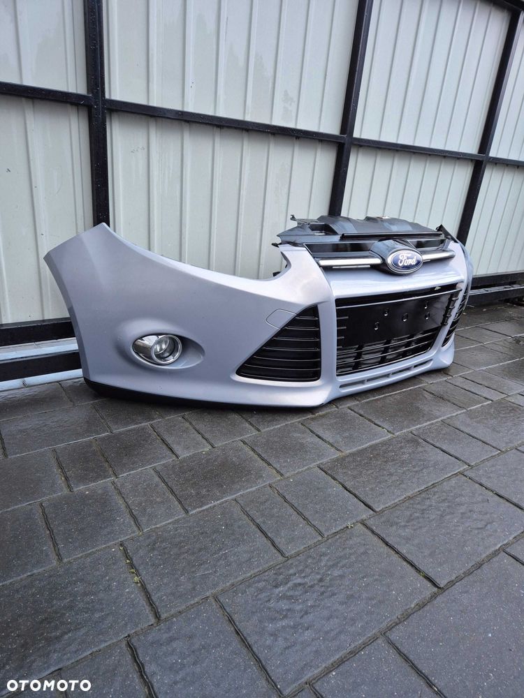 Zderzak przód przedni Ford Focus mk3 rok 12 kod lak LB - 2