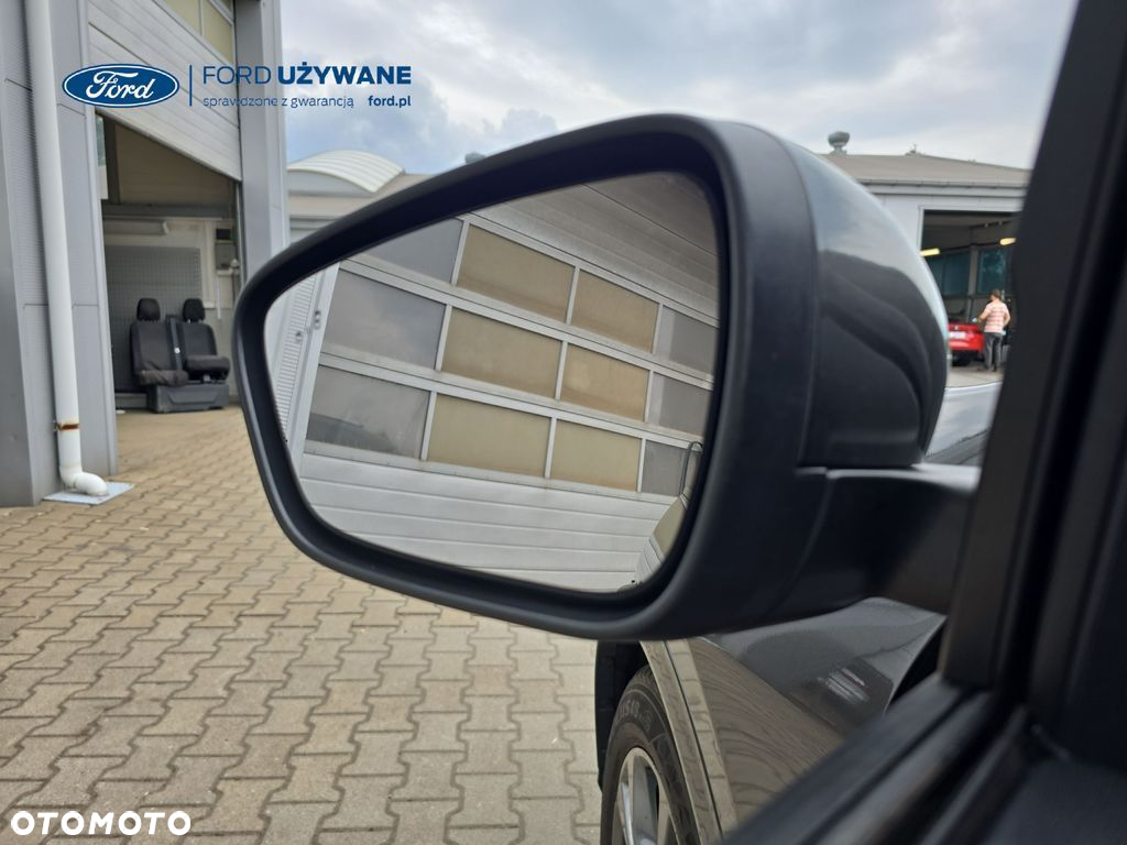 Ford Kuga - 25