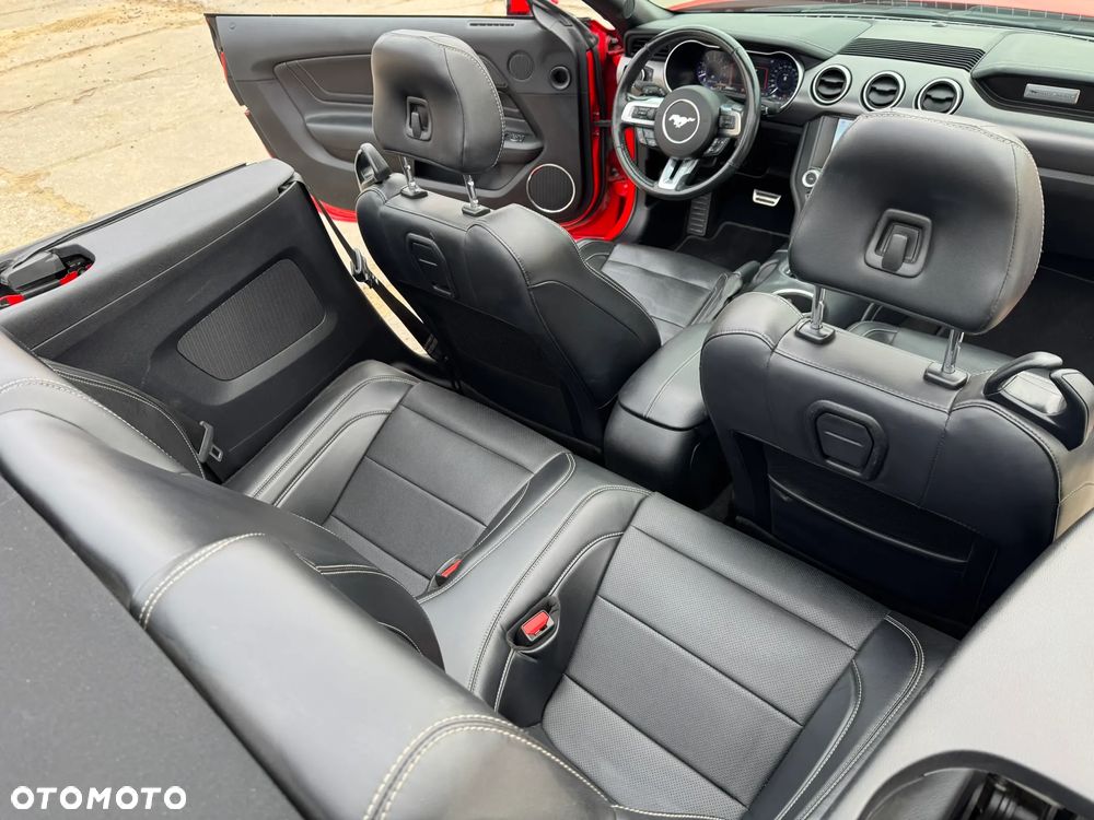 Ford Mustang 5.0 V8 GT - 24