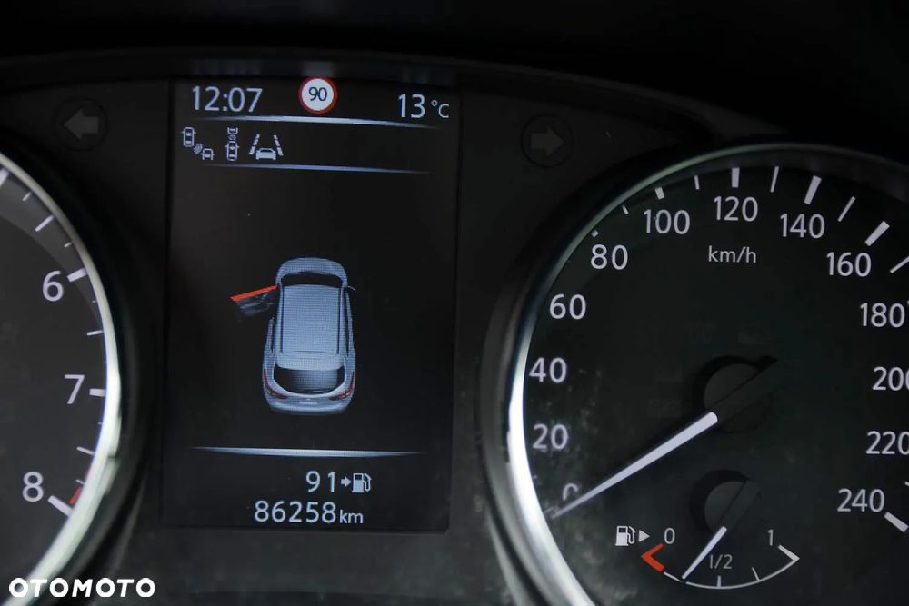 Nissan Qashqai 1.6 DIG-T Tekna - 34