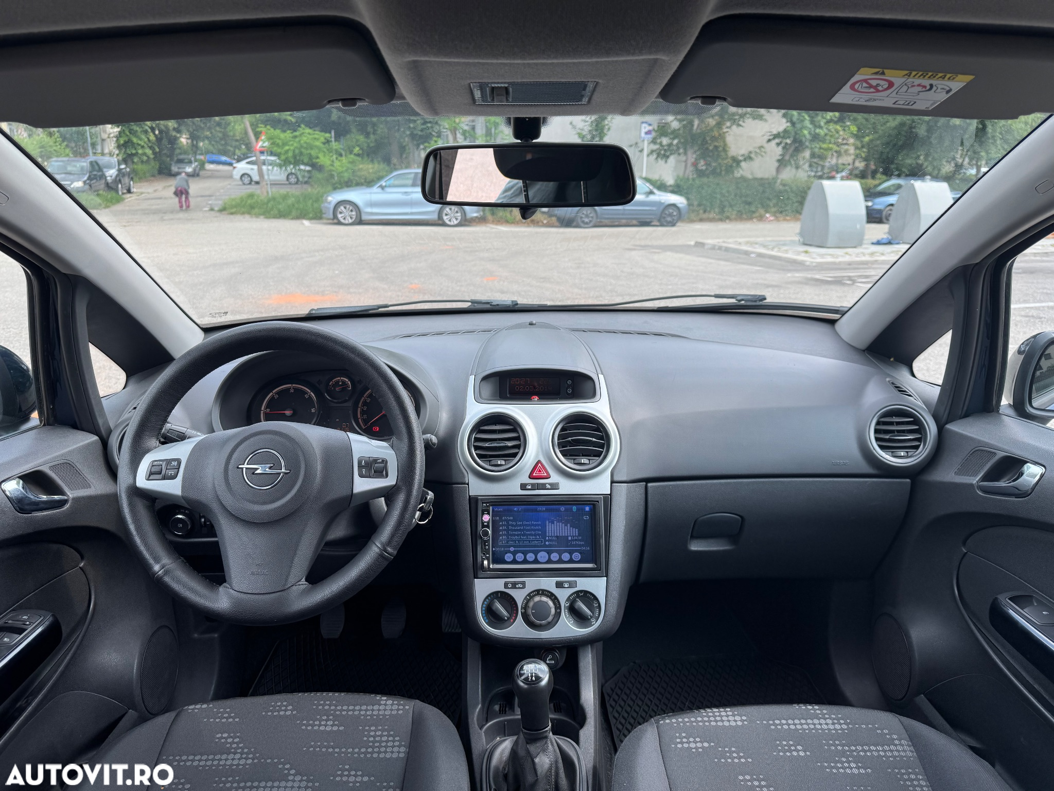 Opel Corsa 1.3 CDTI Enjoy - 10