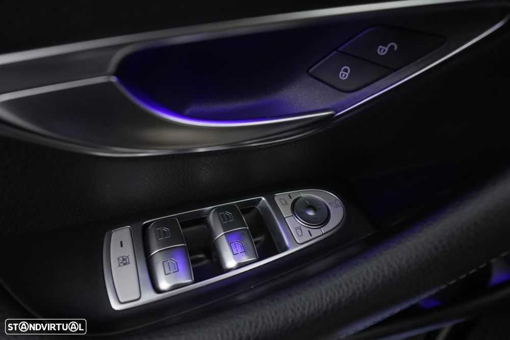 Mercedes-Benz E 220 d 4Matic All-Terrain - 24