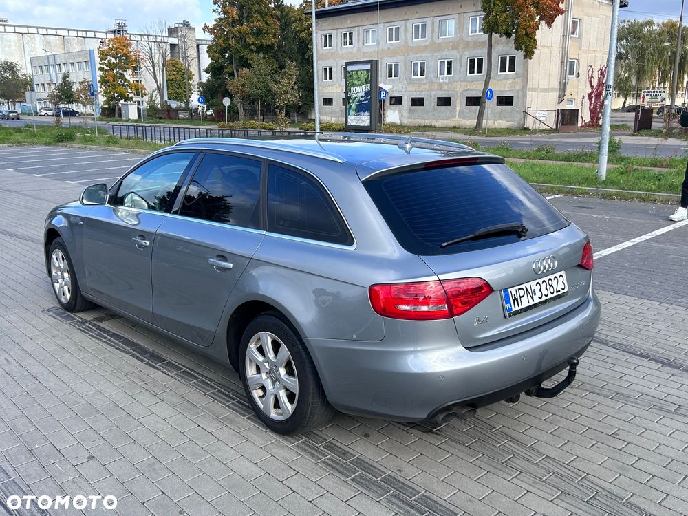 Audi A4 Avant 2.0 TDI DPF multitronic S line Sportpaket - 10
