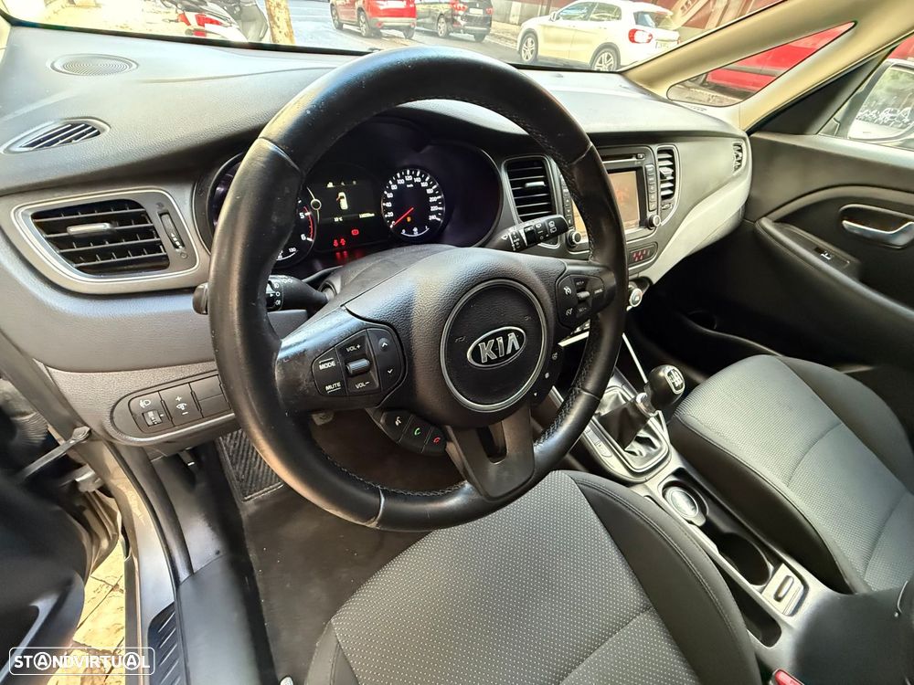 Kia Carens 1.7 CRDi ISG TX - 16