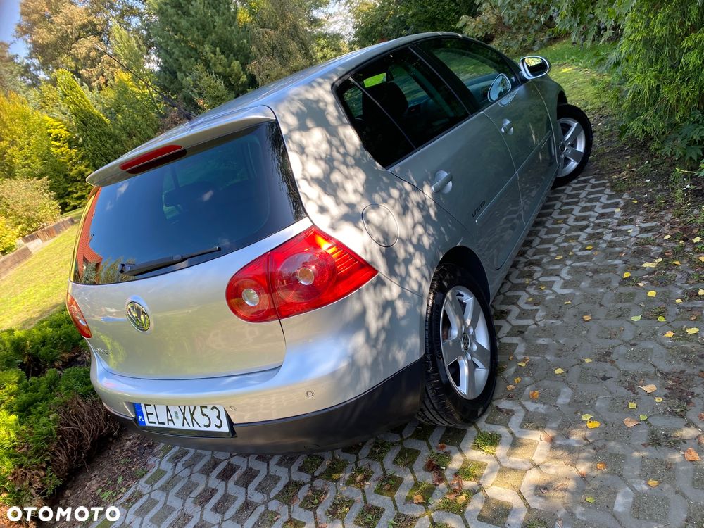 Volkswagen Golf - 9