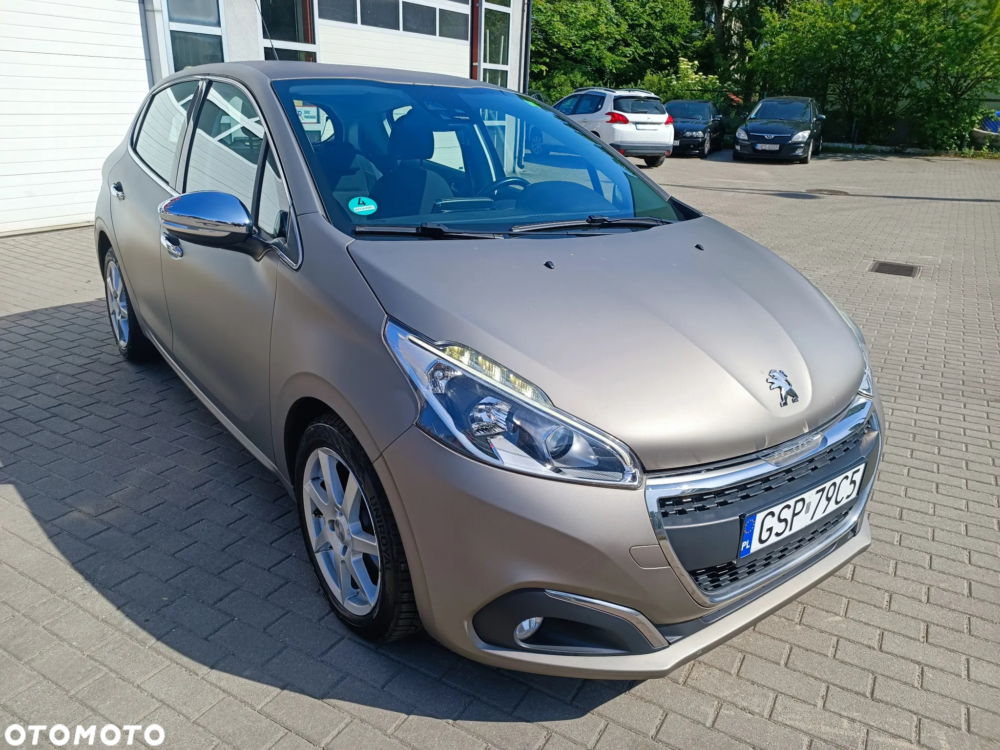 Peugeot 208 1.2 PureTech Allure S&S - 11