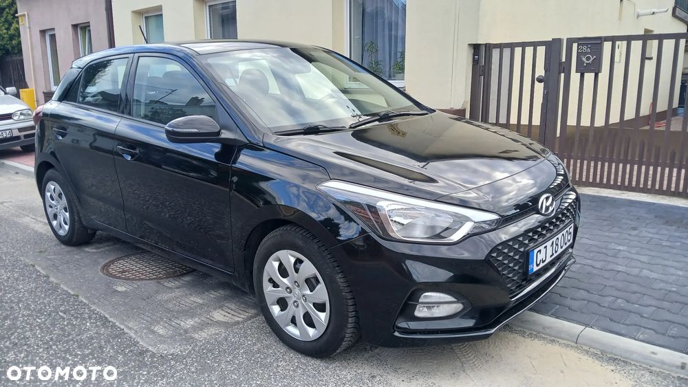 Hyundai i20 blue 1.2 Trend - 31