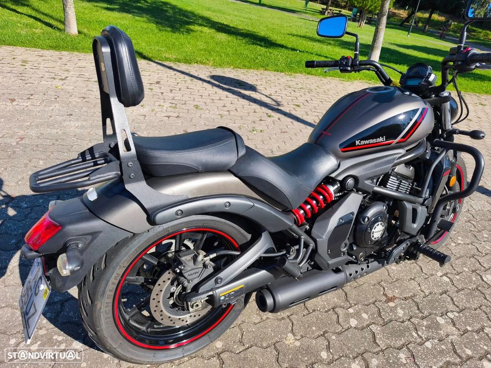 Kawasaki Vulcan 650 S - 8