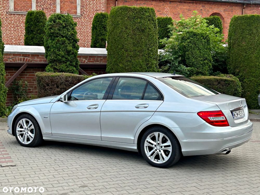 Mercedes-Benz Klasa C - 12