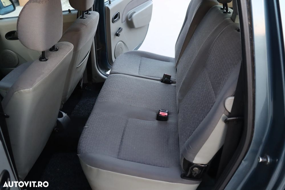 Dacia Logan 1.6 MPI Laureate - 17