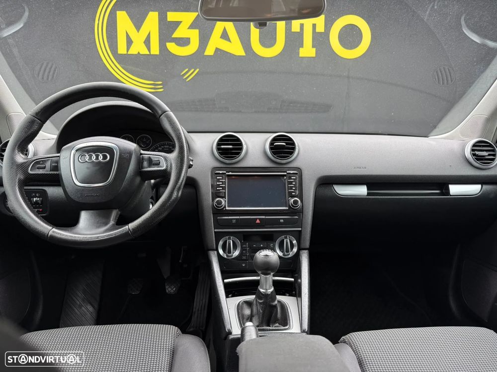 Audi A3 Sportback 2.0 TDi Ambiente - 7