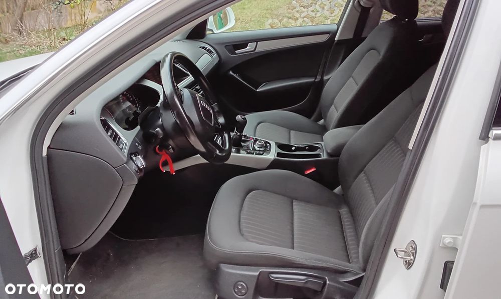 Audi A4 Avant - 13