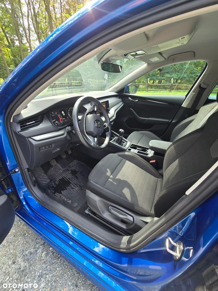 Skoda Octavia 1.5 TSI ACT Ambition - 10