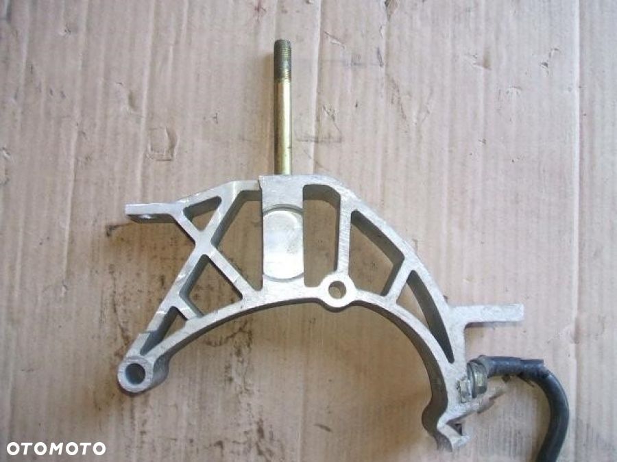 FIAT IDEA LANCIA MUSA łapa uchwyt skrzyni 46845346 - 1
