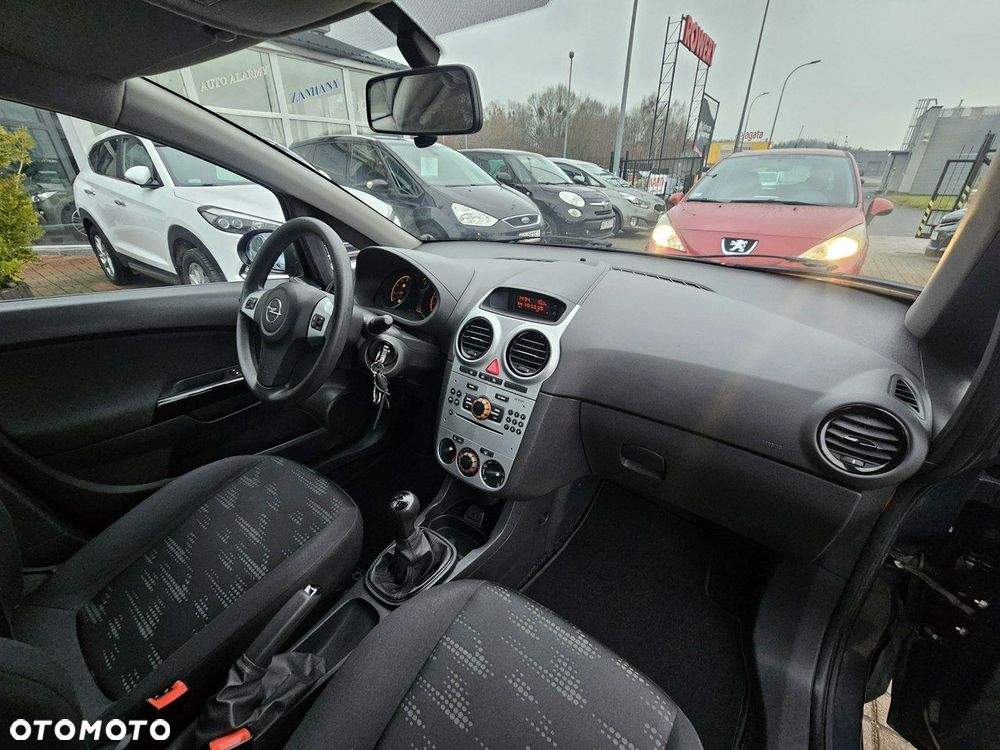 Opel Corsa - 28