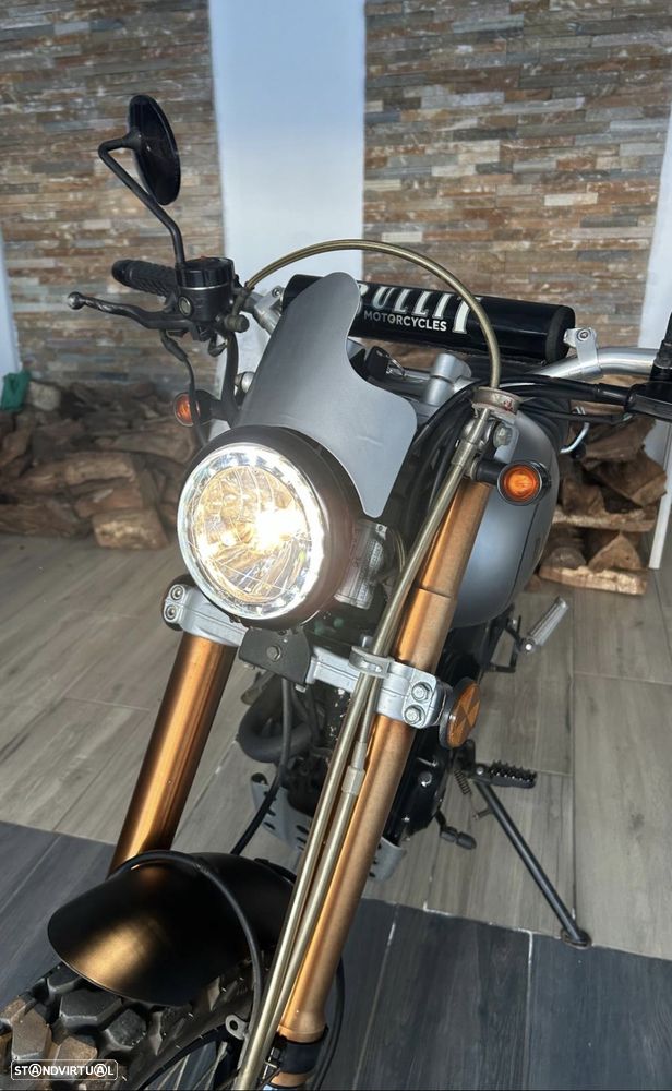 Bluroc Hero 125 - 3
