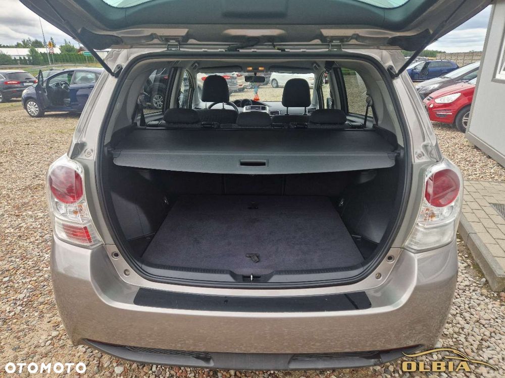 Toyota Verso - 22