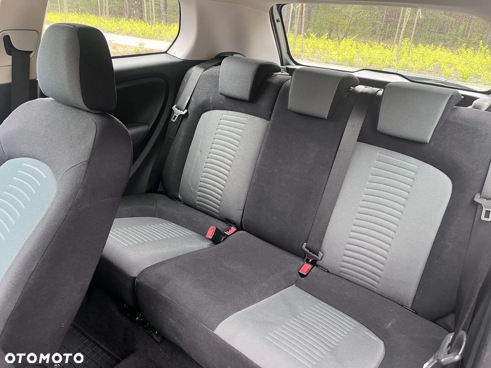 Fiat Punto 1.2 16V Dynamic - 4