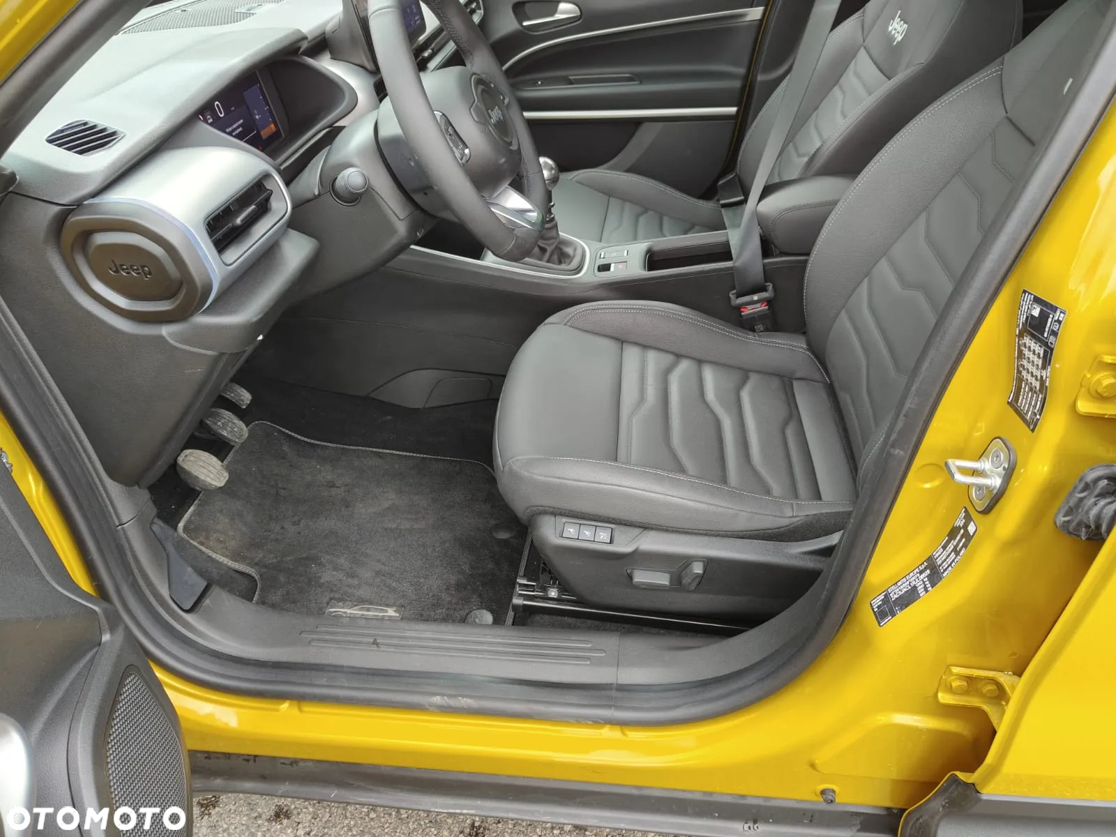 Jeep Avenger - 10