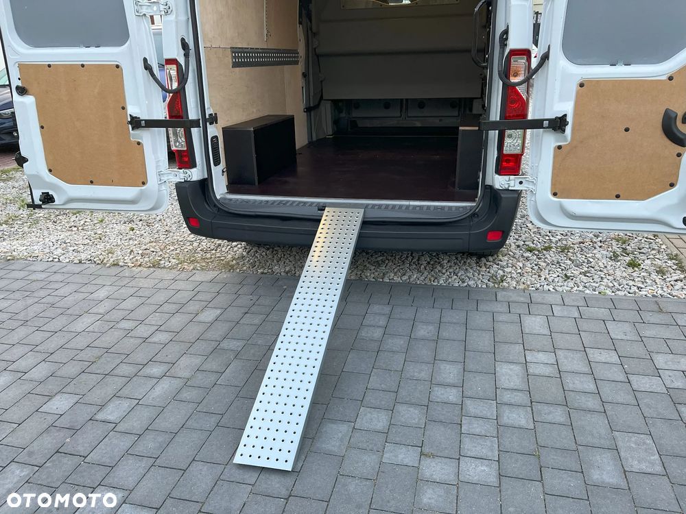 Renault Master - 15