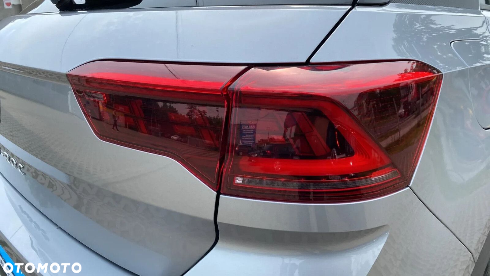 Volkswagen T-Roc - 14