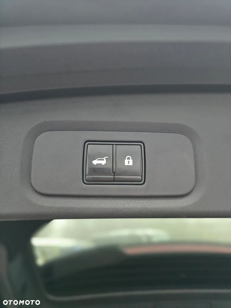 Nissan Qashqai 1.3 DIG-T DCT AKARI - 14