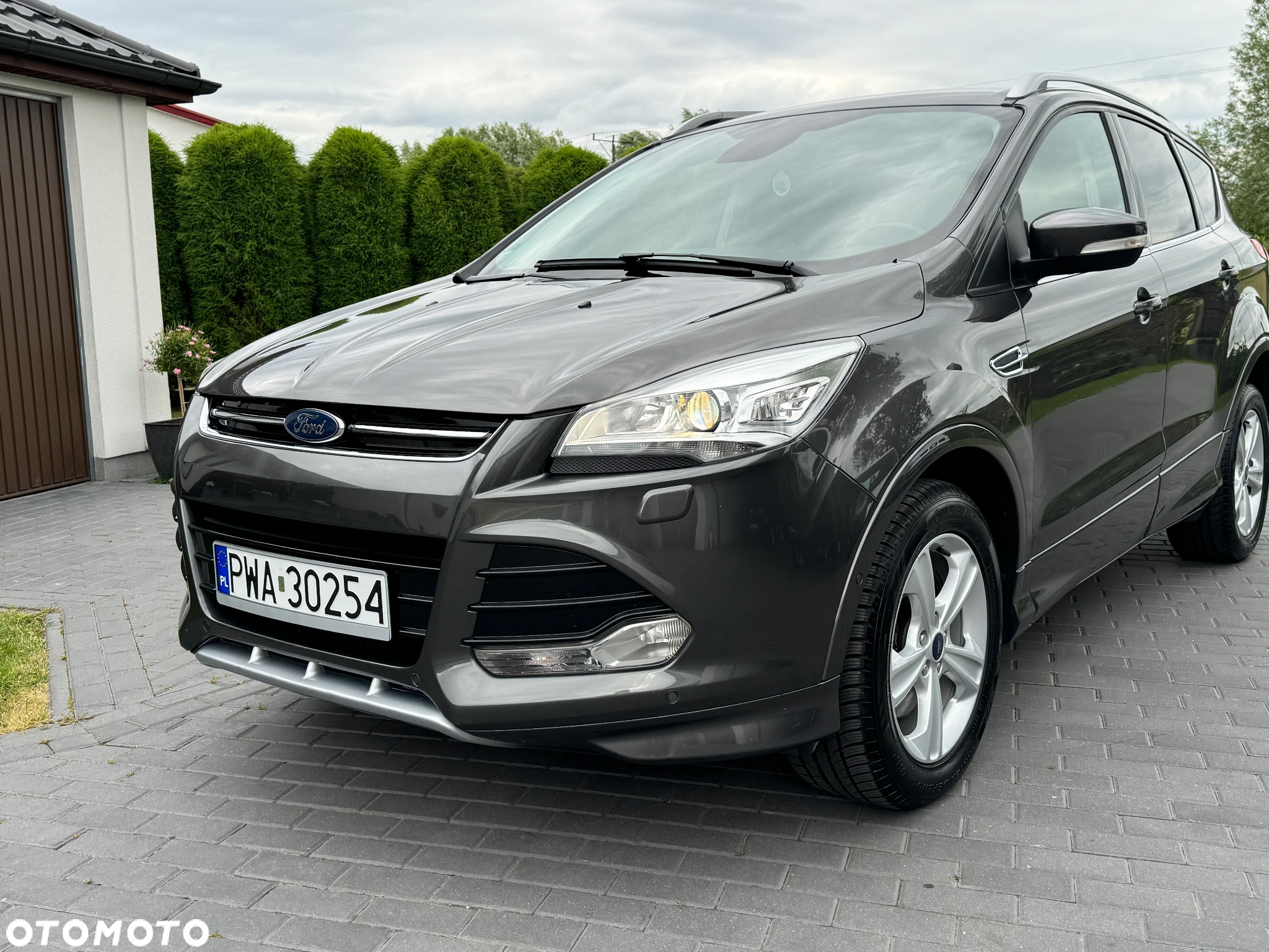 Ford Kuga 2.0 TDCi 4x4 Individual - 40