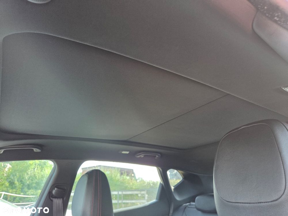 Kia Ceed 1.6 T-GDI GT-Track - 11