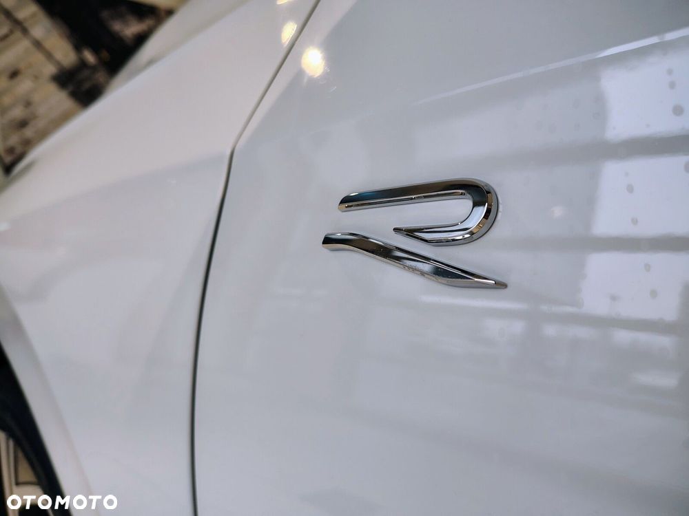 Volkswagen Golf - 30