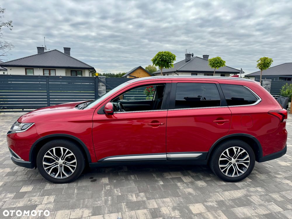 Mitsubishi Outlander - 30