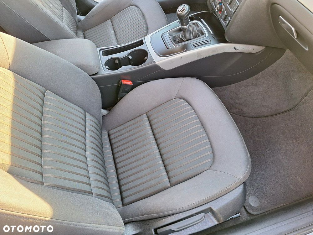 Audi A4 Avant 1.8 TFSI Ambiente - 19