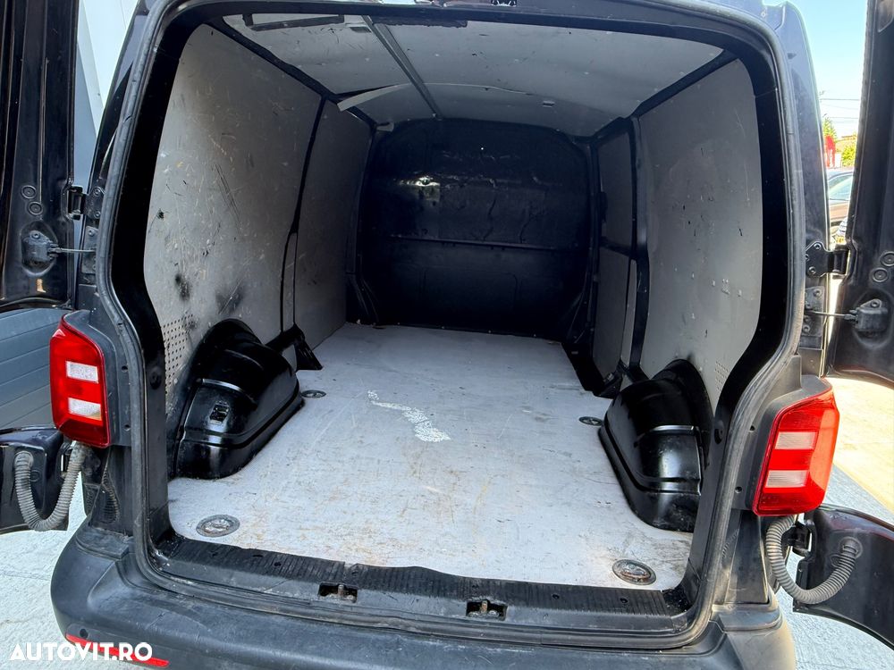 Volkswagen Transporter - 10