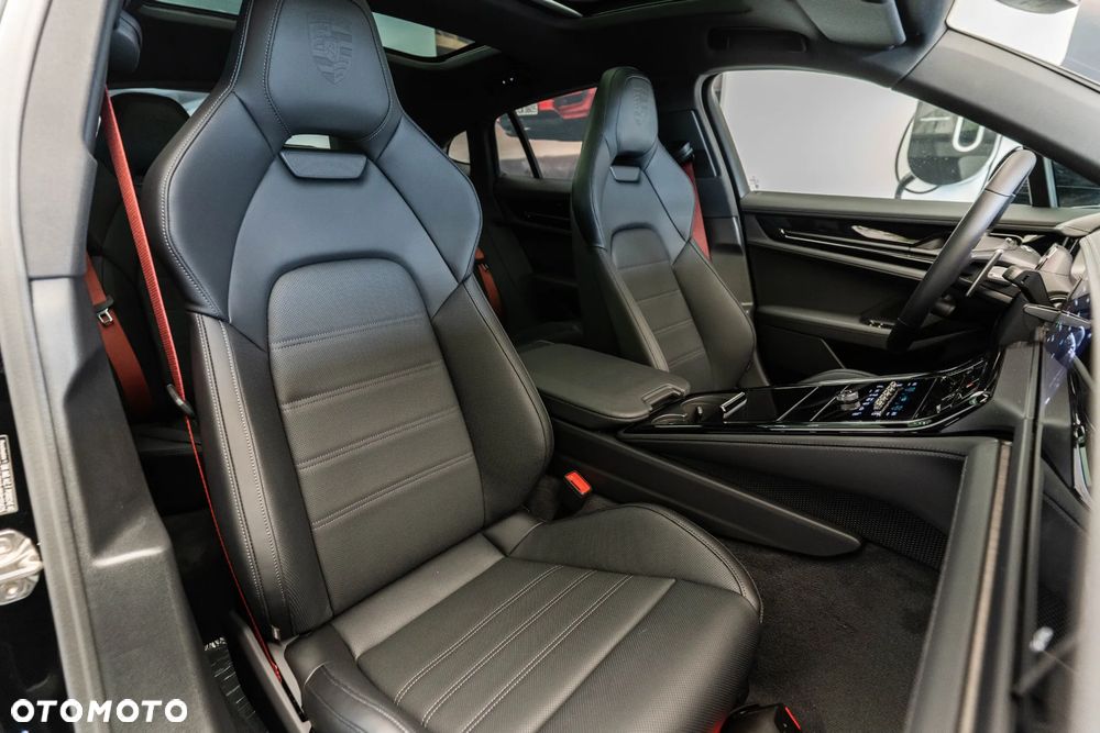 Porsche Panamera 4 - 37